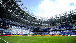 26 мая. Москва. "Динамо" - "Арсенал" - 3:3. Бело-голубые в конце сезона наконец-то вернулись в Петровский парк и собрали аншлаг.