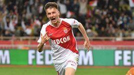 18 мая. Монако. "Монако" - Амьен" - 2:0. Александр Головин празднует забитый мяч.