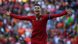 9 июня. Порту. Португалия - Голландия - 1:0. Криштиану Роналду.