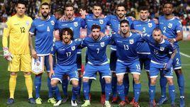 Футболисты сборной Кипра.