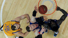 Финальная жесть. Игроков "Химок" обокрали в их собственной раздевалке