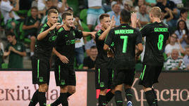 "Краснодару" придется начать сезон без лидеров команды - Виктора Классона (слева) и Юрия Газинского (справа).