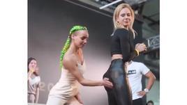 В Москве прошел чемпионат по шлепкам по женской попе. Видео собрало больше 2 миллионов просмотров