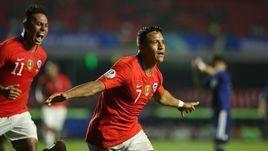 Старт чемпионов: Видаль с травмой, Алексис Санчес — с долгожданным голом