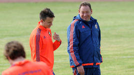 Александр Головин (слева) и Леонид Слуцкий во время совместной работы в ЦСКА.