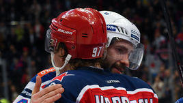 Павел Дацюк и Кирилл Капризов.