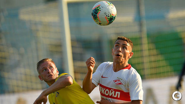 Черчесов и Пилипчук увидели победу Карпина над "Спартаком"