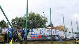 26 июня. Москва. "Чертаново" - "Шеффилд" - 7:0. Баннер российских болельщиков.