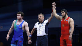 27 июня. Минск. Абдулрашид Садулаев (справа) и Нурмагомед Гаджиев.