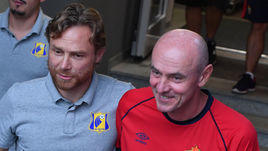 3 июля. Пеллау. ЦСКА - "Ростов" - 1:2. Главный тренер дончан Валерий Карпин и тренер армейцев Виктор Онопко.