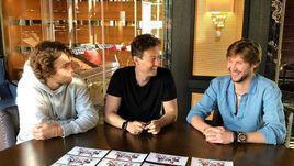 Артемий Панарин (слева), Станислав Ярушин и Сергей Бобровский.