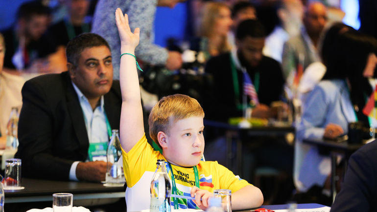 По завершении Седьмого сезона, отмечая высокий уровень подготовки Юных журналистов и их желание развиваться в профессии, организаторы решили направить лучших, по мнению экспертов коммуникационного агентства АГТ, на стажировки в российские и международные СМИ. По завершении Седьмого сезона, отмечая высокий уровень подготовки Юных журналистов и их желание развиваться в профессии, организаторы решили направить лучших, по мнению экспертов коммуникационного агентства АГТ, на стажировки в российские и международные СМИ.