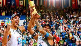 Олег Стояновский (слева) и Вячеслав Красильников.