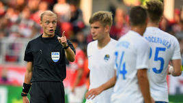 13 июля. Москва. "Спартак" - "Сочи" - 1:0. Судья Владимир Москалев в этой игре допустил ряд повлиявших на результат ошибок.