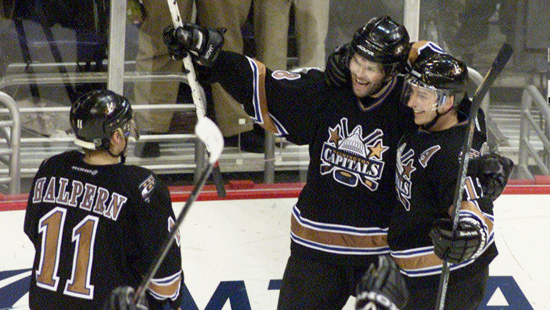 Яромир Ягр (второй справа). Фото REUTERS Яромир Ягр (второй справа). Фото REUTERS