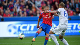 20 июля. Москва. ЦСКА - "Оренбург" - 2:1. 38-я минута. Победный удар армейца Арнора Сигурдссона.