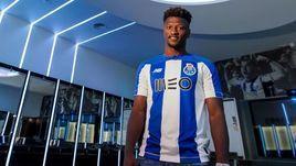 Новичок "Порту" бывший форвард "Спартака" Зе Луиш.