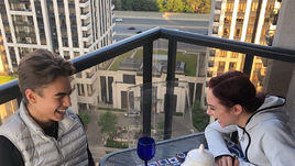 Лилиан Бынзарь и Евгения Медведева.