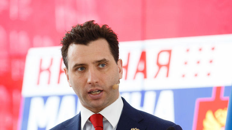 По нашим данным, главным инициатором и идейный вдохновителем стал первый вице-президент Роман Ротенберг, который лично контролировал ход и детали разработки. По нашим данным, главным инициатором и идейный вдохновителем стал первый вице-президент Роман Ротенберг, который лично контролировал ход и детали разработки.