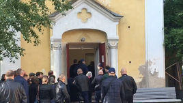 В Петергофе прошла церемония прощания с погибшим боксером Максимом Дадашевым 