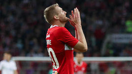 3 августа. Москва. "Спартак" - "Динамо" - 0:0. Андре Шюррле.