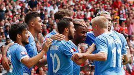 4 августа. Лондон. "Ливерпуль" - "Манчестер Сити" - 1:1 (пенальти - 4:5). Радость игроков "Сити".