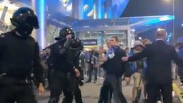 Фанаты vs ОМОН: конфликт во время матча "Зенит" - "Краснодар".