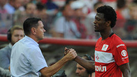 31 июля 2016 года. Москва. "Спартак - "Арсенал" - 4:0. Дмитрий Аленичев и Зе Луиш: после этого матча 1-го тура чемпионата красно-белые проиграют кипрскому АЕК в отборочном турнире Лиги Европы - и главный тренер будет отправлен в отставку.