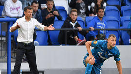 Сергей Семак (слева) и Артем Дзюба.