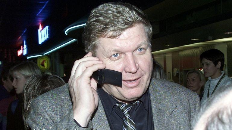 2001 год. Евгений Трефилов возвращается в Москву после первой в карьере победы на женском ЧМ. Всего у него – четыре мировых золота. Фото Алексей Иванов 2001 год. Евгений Трефилов возвращается в Москву после первой в карьере победы на женском ЧМ. Всего у него – четыре мировых золота. Фото Алексей Иванов