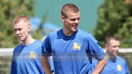 10 августа. Торжок. "Золотой лев" - "Салют" - 4:2. Кирилл Кокорин, Александр Кокорин (в центре) и Павел Мамаев.