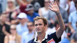 Даниил Медведев вышел в финал турнира в Монреале, обыграв соотечественника Карена Хачанова.