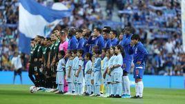 13 августа. Порту. "Порту" - "Краснодар" - 2:3. Футболисты перед матчем.