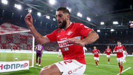 19 августа. Москва. «Спартак» - ЦСКА - 2:1. Автор дубля Самюэль Жиго празднует первый гол.