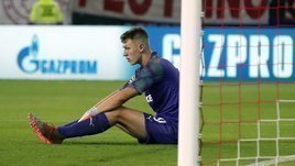 21 августа. Пирей. «Олимпиакос» - «Краснодар» - 4:0. Разочарование Матвея Сафонова.