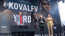 «Я русский!» Рой Джонс зажег в Челябинске