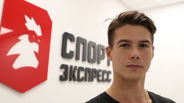 «В НХЛ из меня хотели сделать дуболома, но я не сдался». Русский форвард «Ванкувера» — о стиле, татуировках, Панарине и Кузнецове