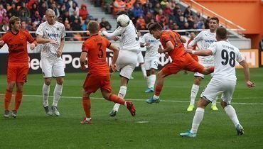 1 сентября. Екатеринбург. "Урал" - "Краснодар" - 2:4. "Быки" победили после фиаско в Лиге чемпионов.