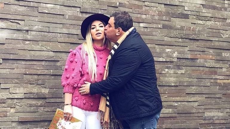 Рафаэла с отцом Виллиамом Фария. Рафаэла с отцом Виллиамом Фария.