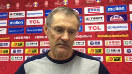 «Мы не выполнили задачу». Игроки и тренер сборной России — после битвы с Аргентиной