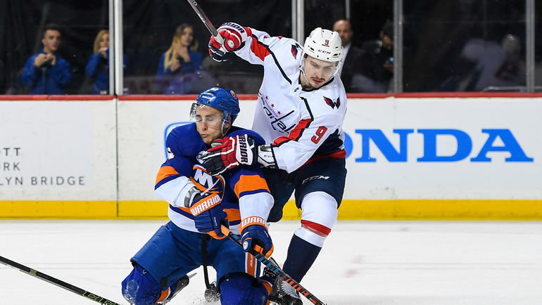 Дмитрий Орлов (справа). Фото REUTERS Дмитрий Орлов (справа). Фото REUTERS