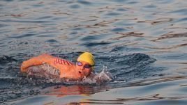 Загадочная смерть пловца-экстремала. Проплыл 30 км, но умер на пробежке