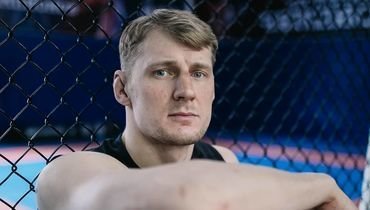 Александр Волков.