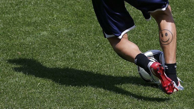 Татуировки Алессандро Дьяманти. Фото REUTERS Татуировки Алессандро Дьяманти. Фото REUTERS