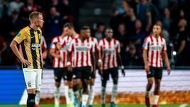 Слуцкий в нокдауне. ПСВ отгрузил «Витессу» пять голов