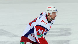 Скандальный хоккеист был в федеральном розыске. Его обвинили в мошенничестве на 45 миллионов