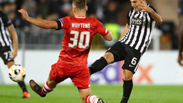 Сумасшедший матч АПОЭЛ — «Дюделанж», Натхо сделал дубль за «Партизан»