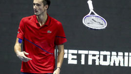 У Медведева пятый финал подряд! Он просто герой