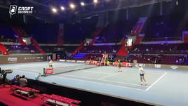 Дзюба сыграл в теннис против Медведева в Санкт-Петербурге