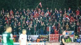 Клетка для здравого смысла. Что на самом случилось с фанатами «Спартака» в Челнах